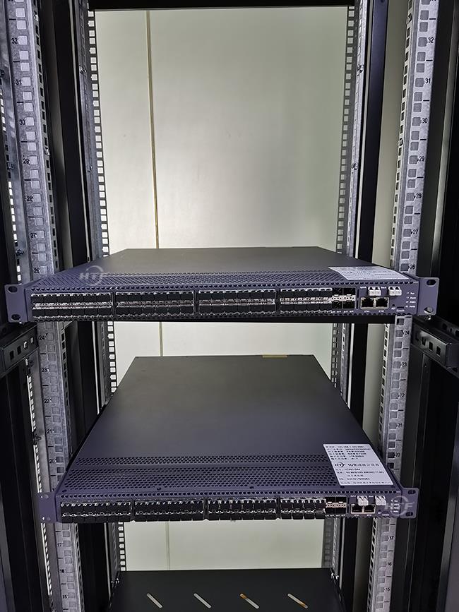 Prepare to test  integrated DWDM equipment