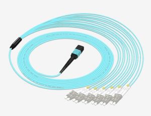 Optisk fiberbygel Patch Cord MTP LC 12 OM3 MMF Kabel